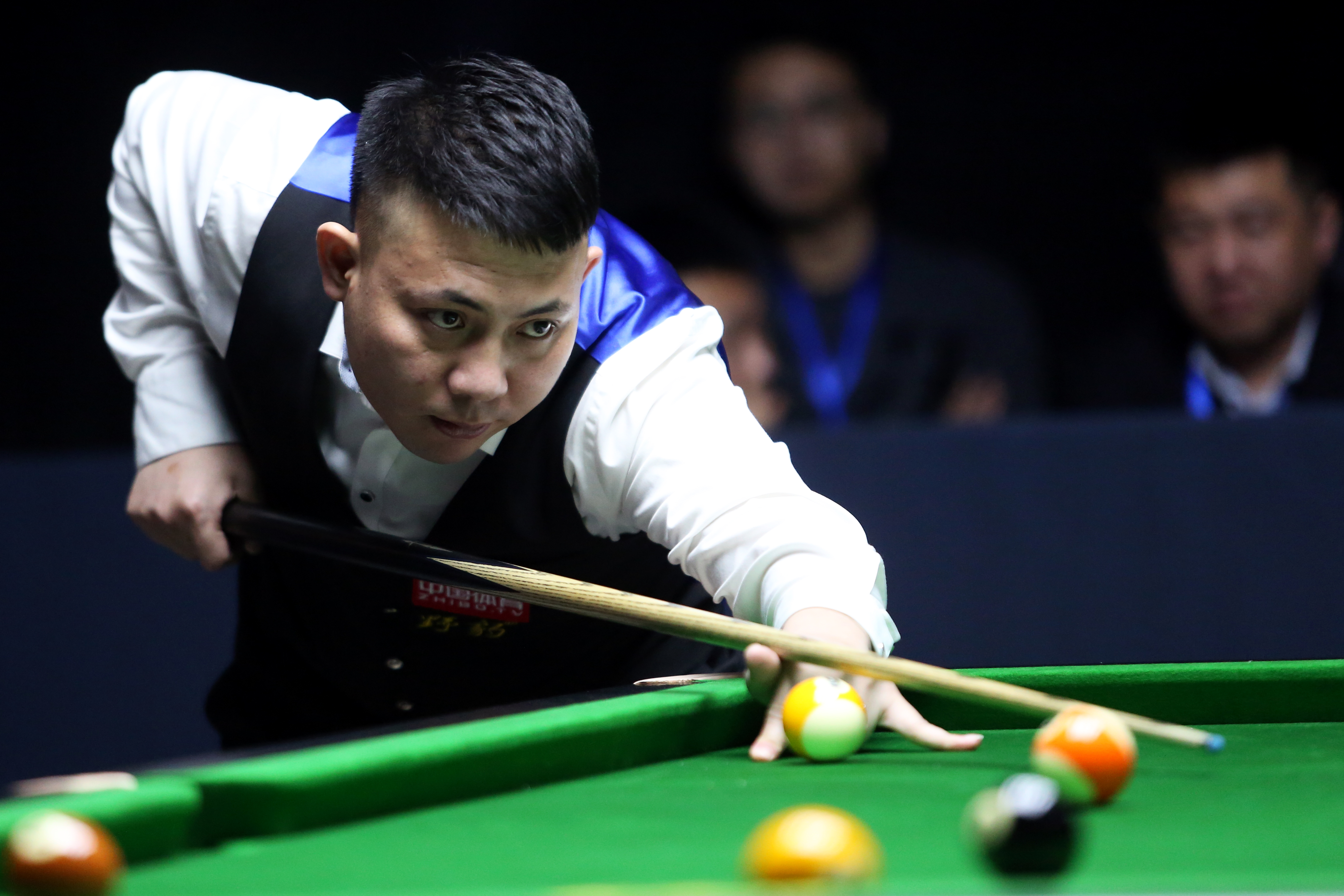 虑到视觉效 虑到视觉效